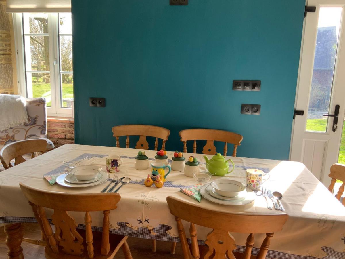 Welcoming And Peaceful Bed And Breakfast Fougerolles-du-Plessis Dış mekan fotoğraf