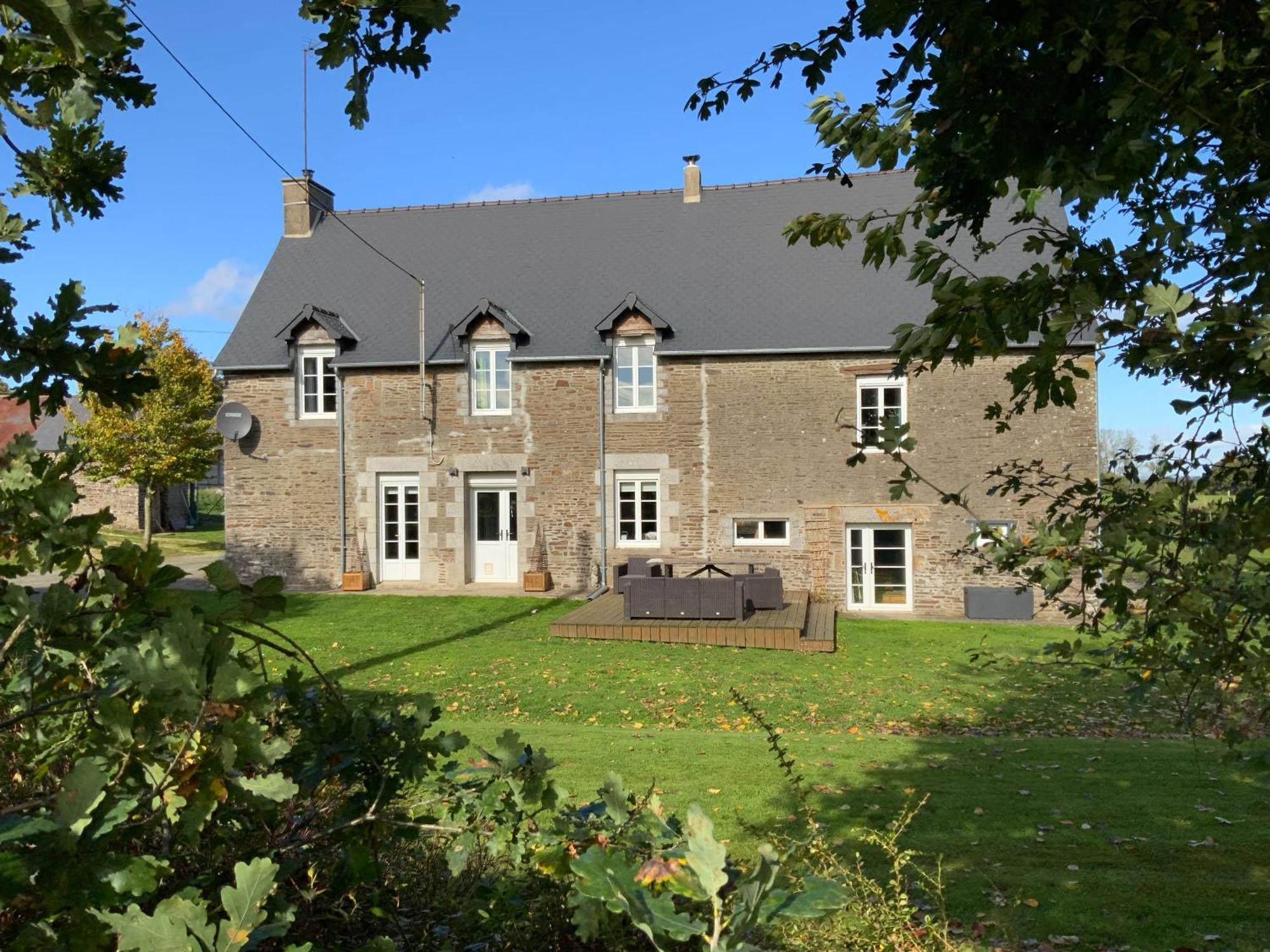 Welcoming And Peaceful Bed And Breakfast Fougerolles-du-Plessis Dış mekan fotoğraf