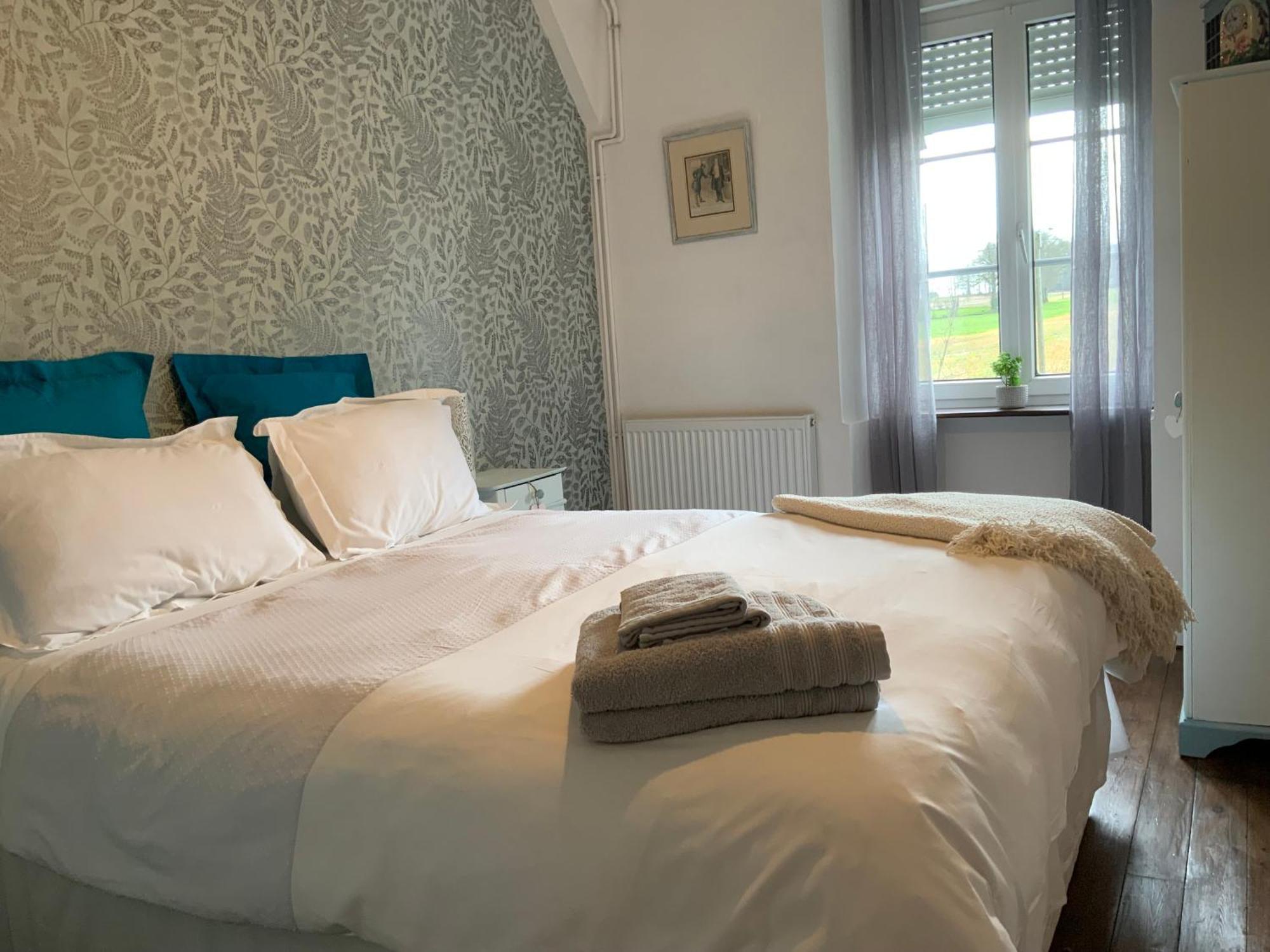 Welcoming And Peaceful Bed And Breakfast Fougerolles-du-Plessis Dış mekan fotoğraf