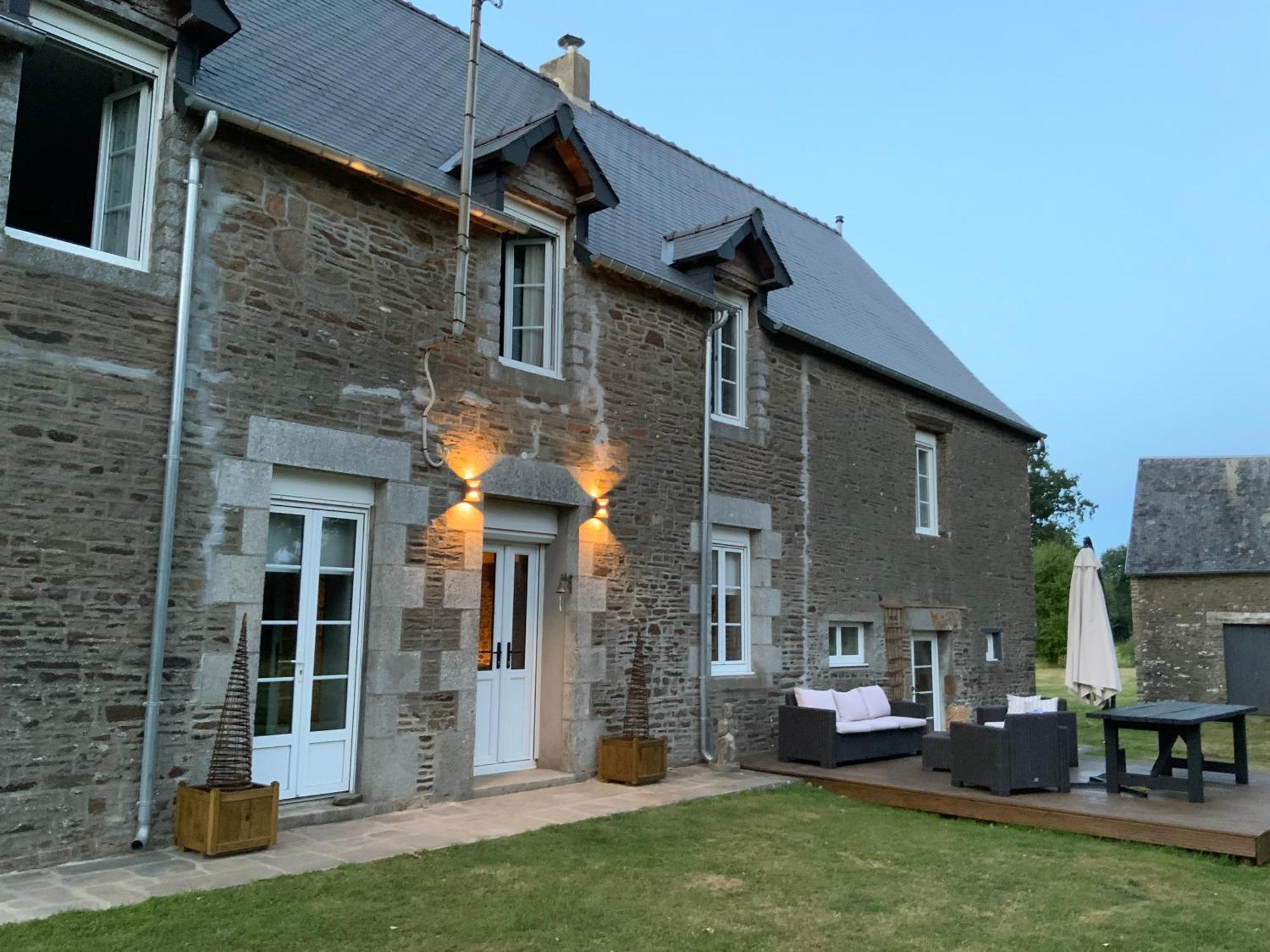 Welcoming And Peaceful Bed And Breakfast Fougerolles-du-Plessis Dış mekan fotoğraf